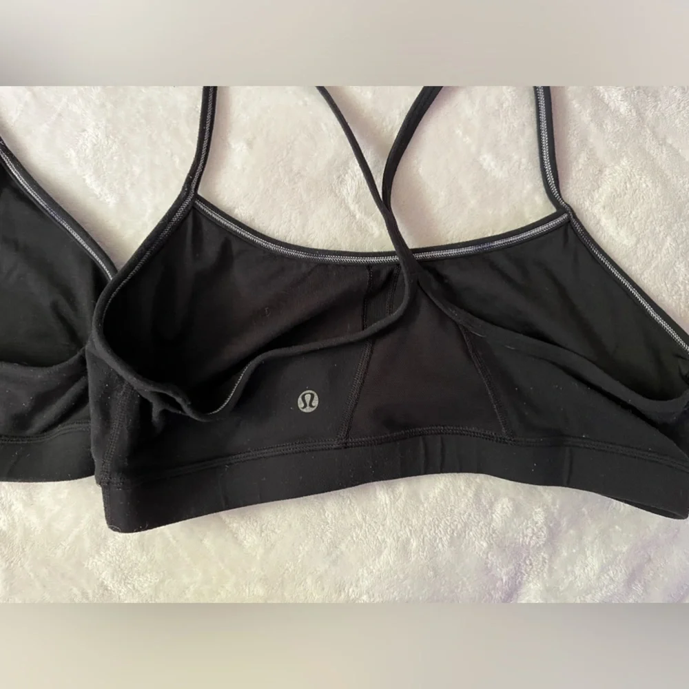READ DESCRIPTION. Lululemon flow y bra IV - Picture 4 of 4